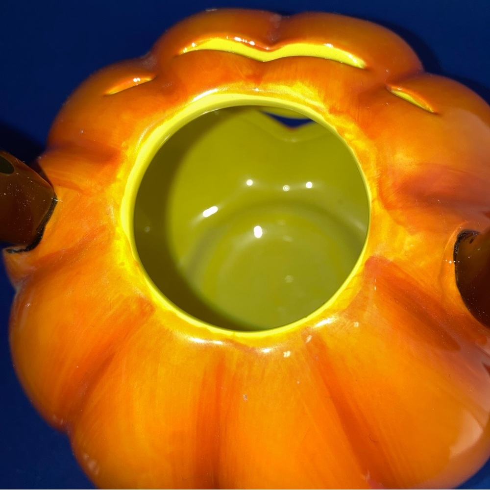 Disney Halloween Pumpkin Candle Tealight Holder Figurine Mickey Mouse - Picture 8 of 8